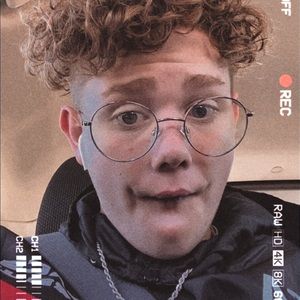 Meet your Posher, Conner